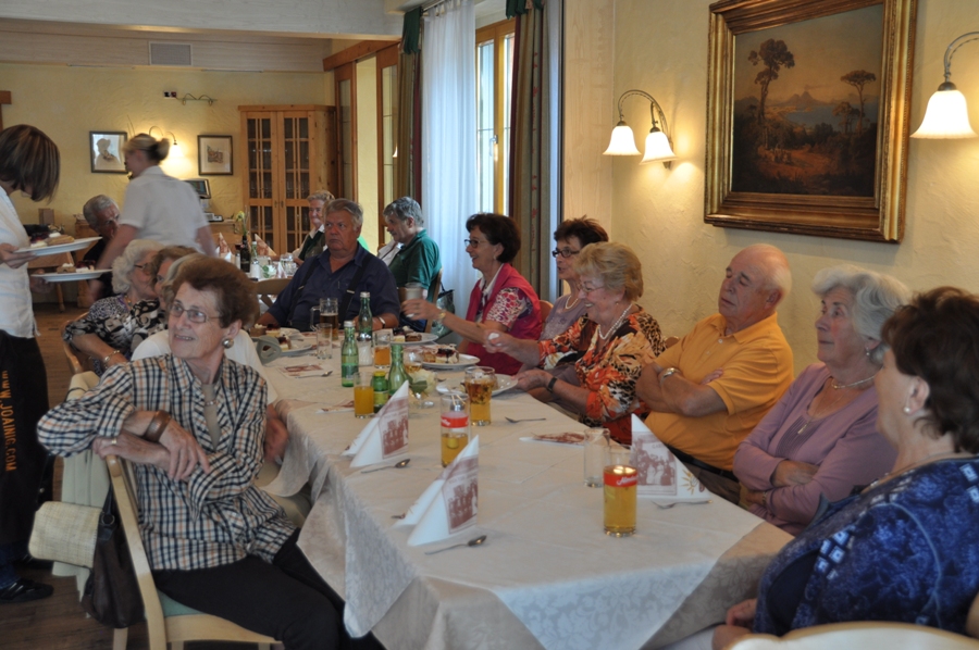 Klick für Vergrößerung Klick für Vergrößerung