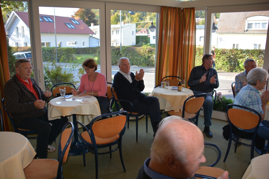 Klick für Vergrößerung Klick für Vergrößerung