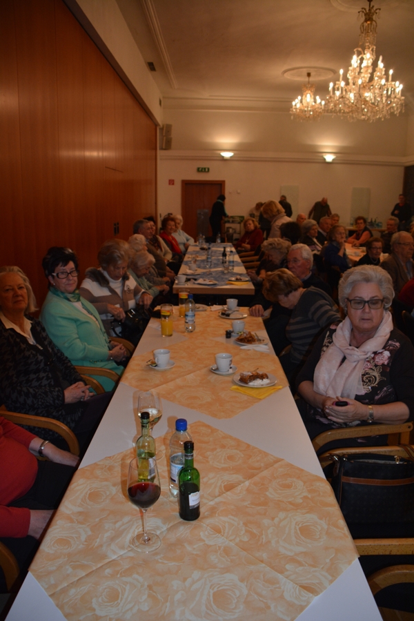 Klick für Vergrößerung Klick für Vergrößerung