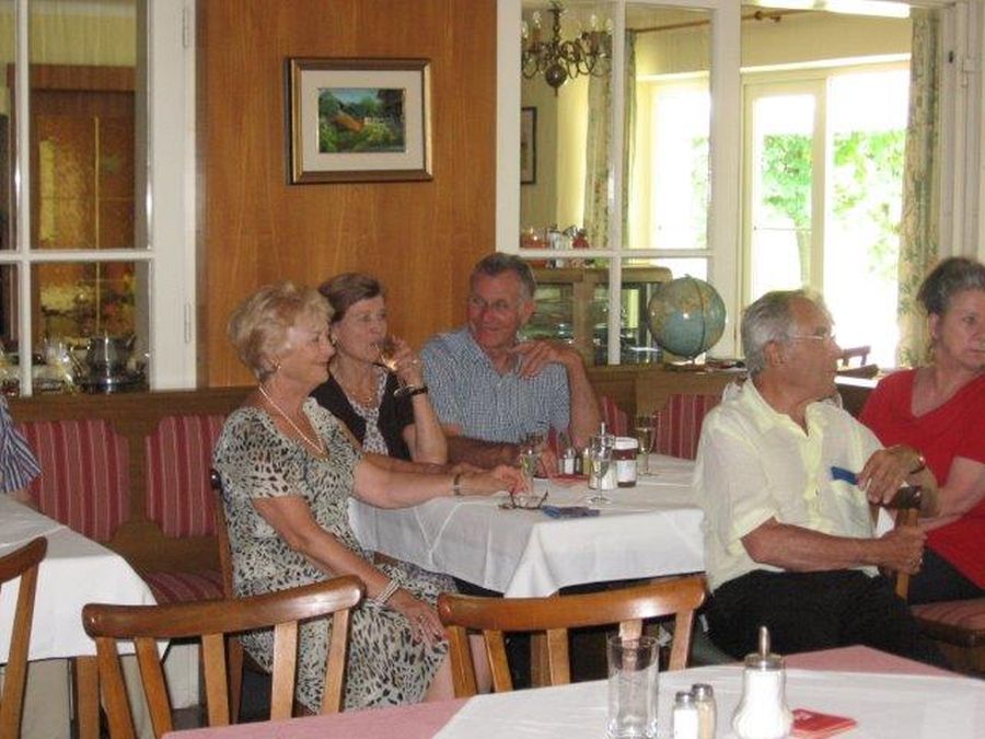 Klick für Vergrößerung Klick für Vergrößerung