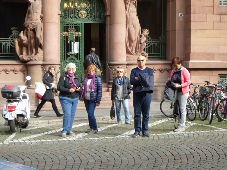 Klick für Vergrößerung Klick für Vergrößerung