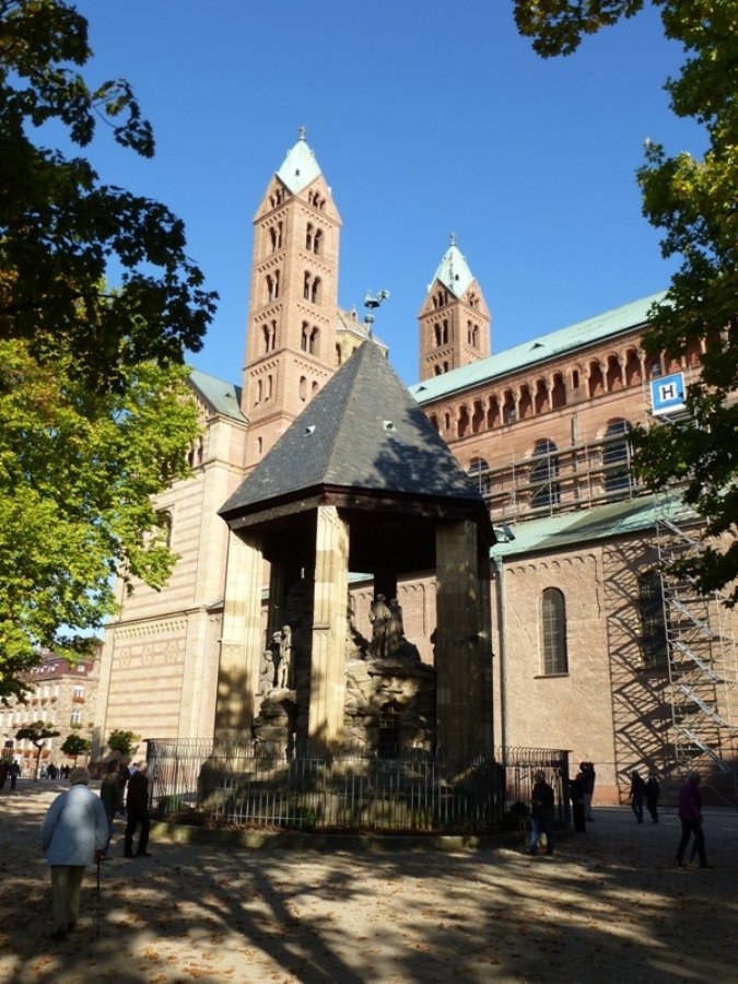 Klick für Vergrößerung Klick für Vergrößerung