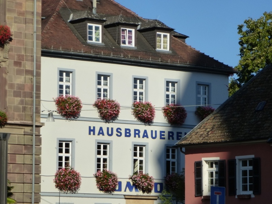Klick für Vergrößerung Klick für Vergrößerung