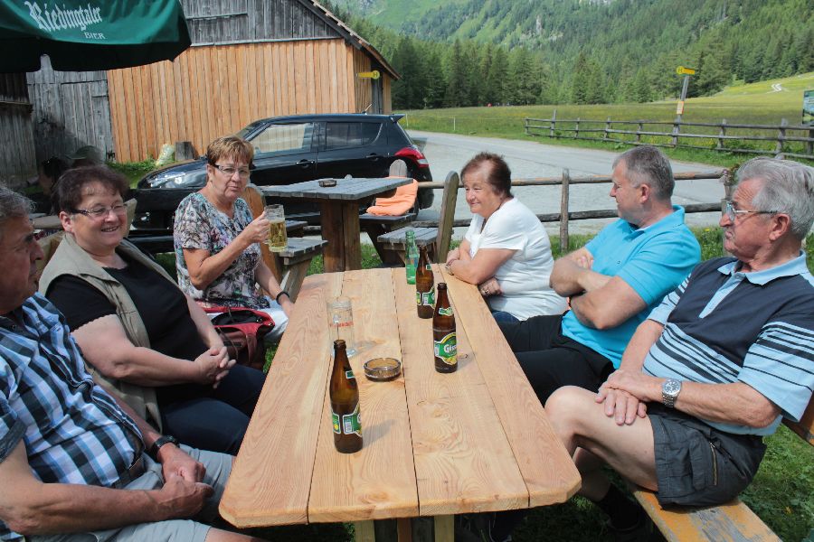 Klick für Vergrößerung Klick für Vergrößerung