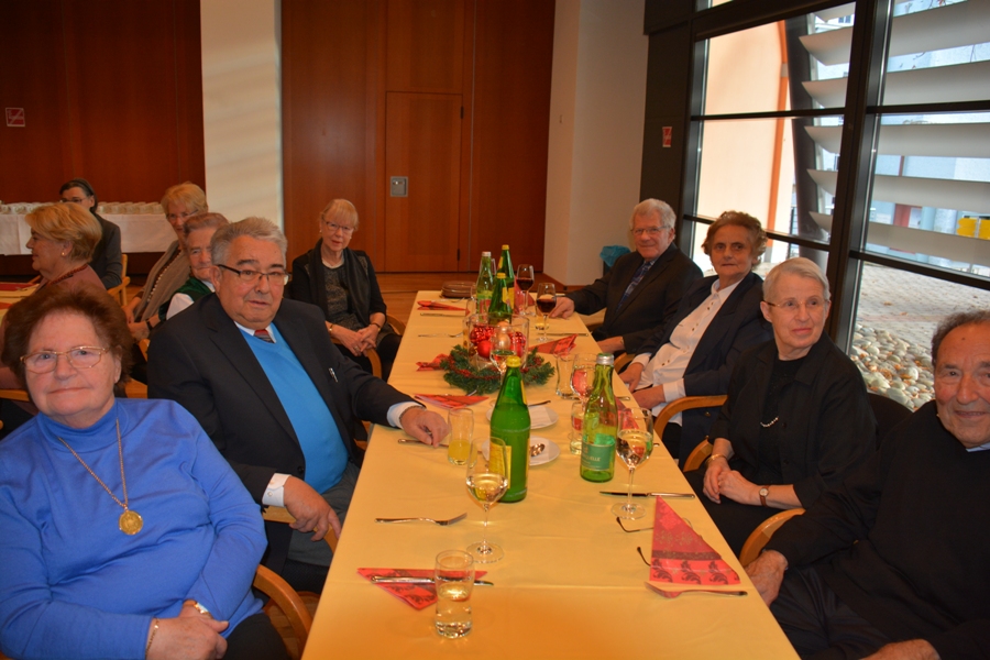 Klick für Vergrößerung Klick für Vergrößerung