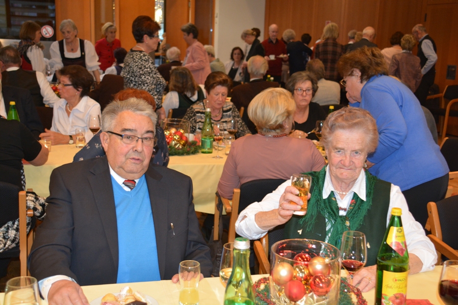Klick für Vergrößerung Klick für Vergrößerung
