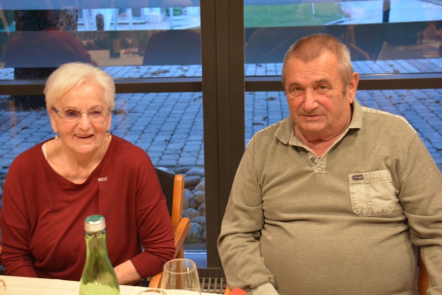 Klick für Vergrößerung Klick für Vergrößerung