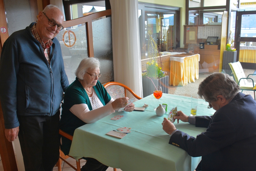 Klick für Vergrößerung Klick für Vergrößerung
