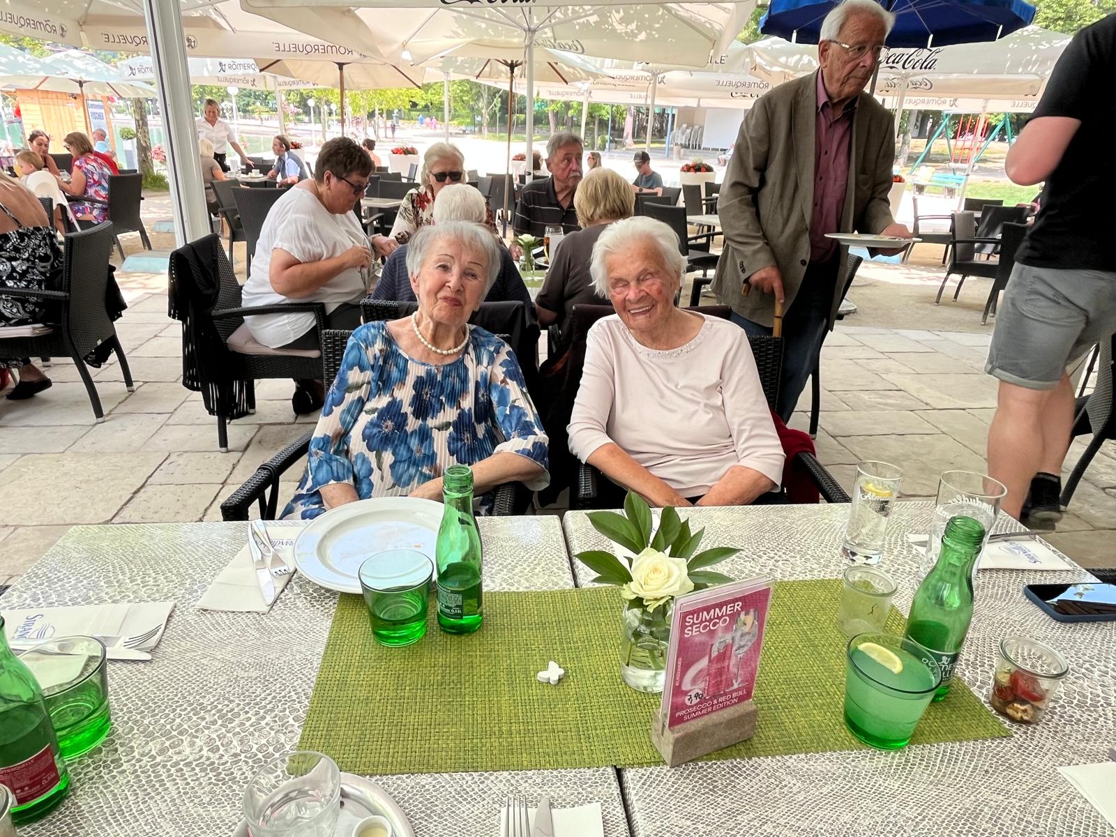 Klick für Vergrößerung Klick für Vergrößerung